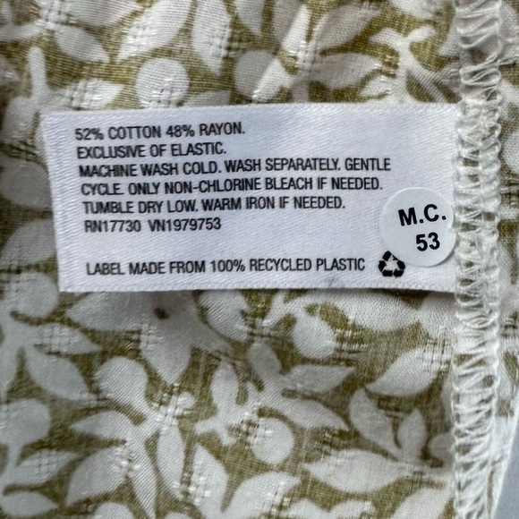 Universal Threads Smocked Floral Maxi dress Sz L Olive Green Puff sleeves EUC - Picture 9 of 9